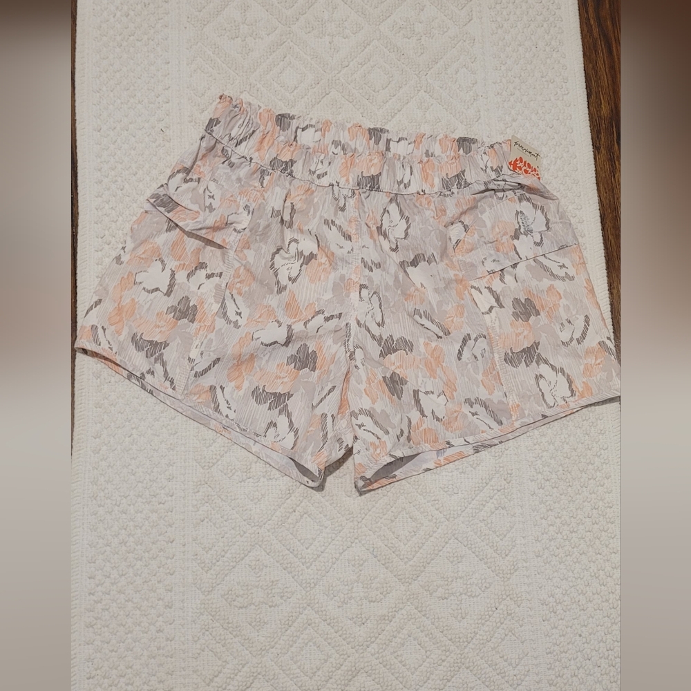 Free People Movement In The Wild Printed Shorts Ivory Combo - Picture 5 of 15